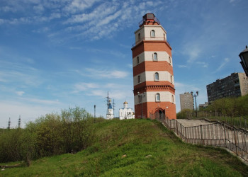 Маяк в Мурманске, Россия – фотографии России