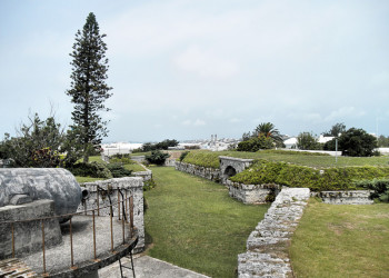 Форт-Гамильтон (Fort Hamilton) – фотографии Бермудских островов