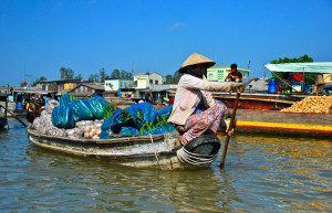 Речная торговля на каналах Кантхо – фотографии Вьетнама