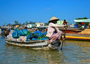 Речная торговля на каналах Кантхо – фотографии Вьетнама