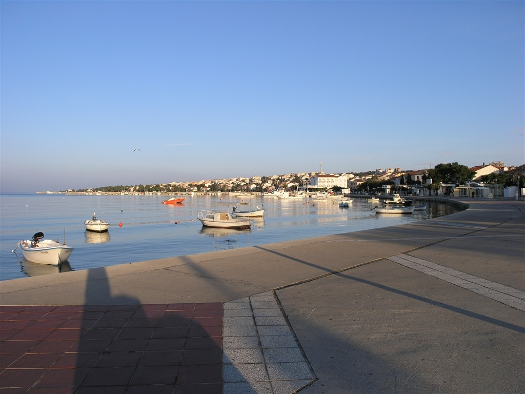 Набережная в Новалья, Хорватия. Фото 4 – фотографии Хорватии