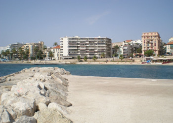 Пляж в Тулоне, Франция. Фото 19 – фотографии Франции