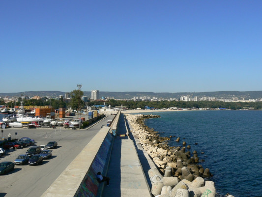 Набережная в болгарии Набережная в болгарии