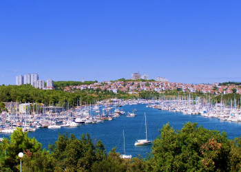 Порт в Пула, Хорватия – фотографии Хорватии