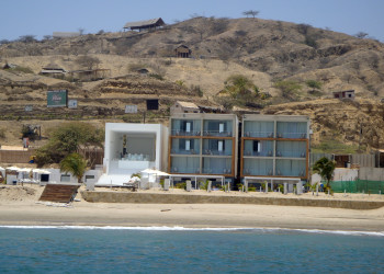 Классный отель в Манкоре – фотографии Перу