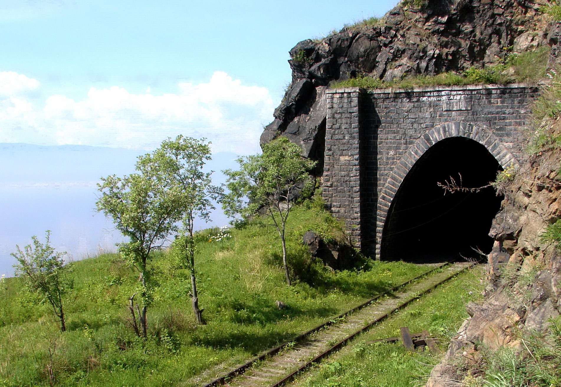 Кругобайкальская железная дорога – фотографии России