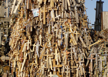 История Горы Крестов в Литве, в основном, построена из легенд – фотографии Литвы