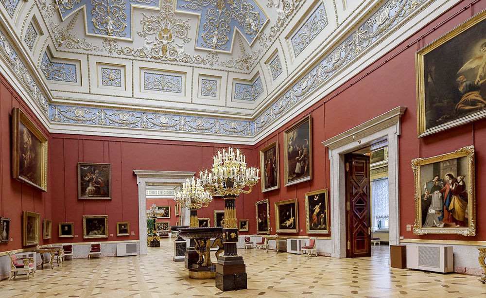 Музейный комплекс Эрмитаж в Санкт-Петербурге, Россия – фотографии России