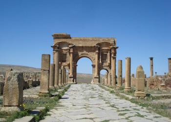 Руины. Тимгад. Алжир – фотографии Алжира