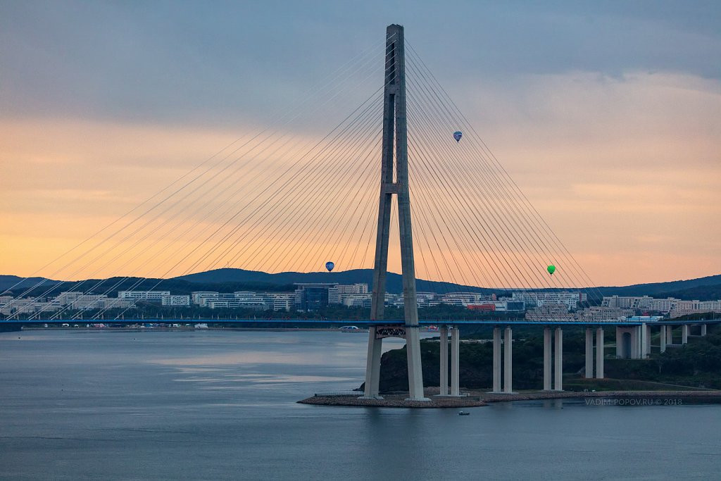 Вантовые мосты Владивостока -Русский и Золотой – фотографии России