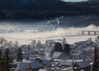 Северная часть Телецкого озера зимой, Горный Алтай. Фото 1 – фотографии России