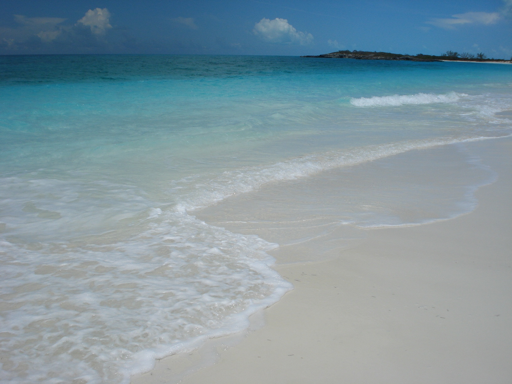 Море на острове Эксума, Багамские острова. Фото 25 – фотографии Багамских островов