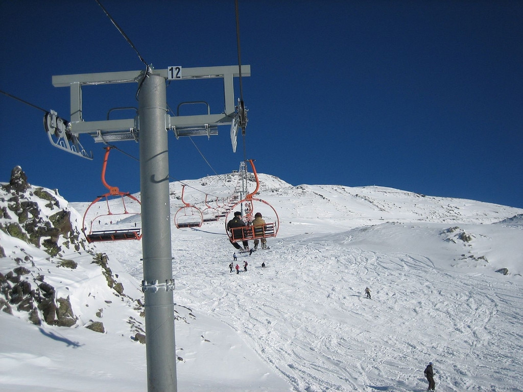Подьёмник в Брид-ле-Бэн, Франция. Фото 1 – фотографии Франции