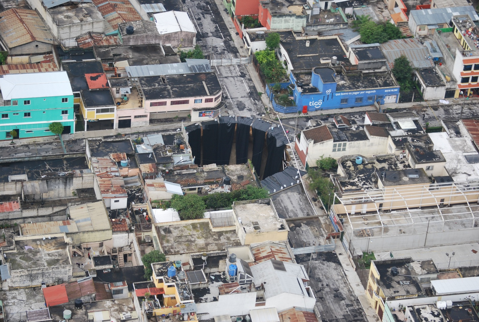 Карстовый провал в Гватемале (Guatemala Sinkhole). Фото 5 – фотографии Гватемалы