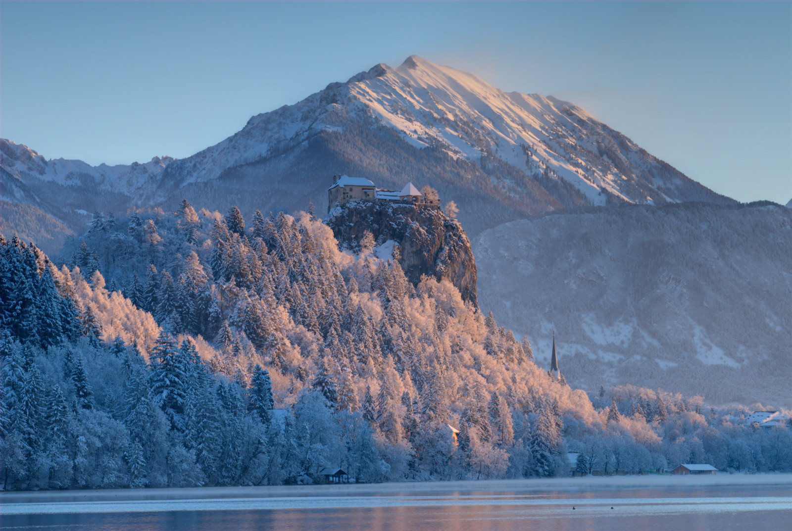 Зимнее озеро Блед (Bled Lake), Словения. Фото 1 – фотографии Словении