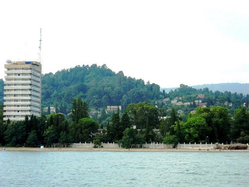 Пляж в Сухум, Абхазия. Фото 4 – фотографии Абхазии