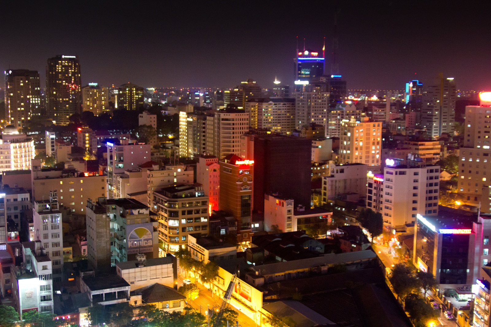 Город Хошимин (Ho Chi Minh City), ранее известный как Сайгон, Вьетнам – фотографии Вьетнама