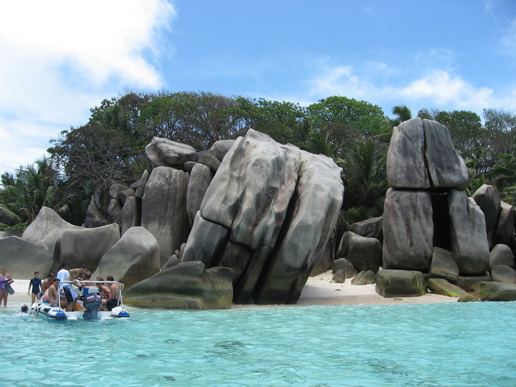 Туристы на острове Кокос. Фото 1 – фотографии Сейшельских островов