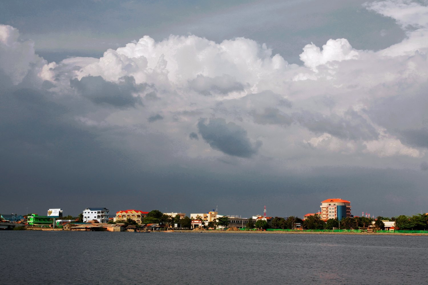 Море в Кампоте, Камбоджа – фотографии Камбоджи