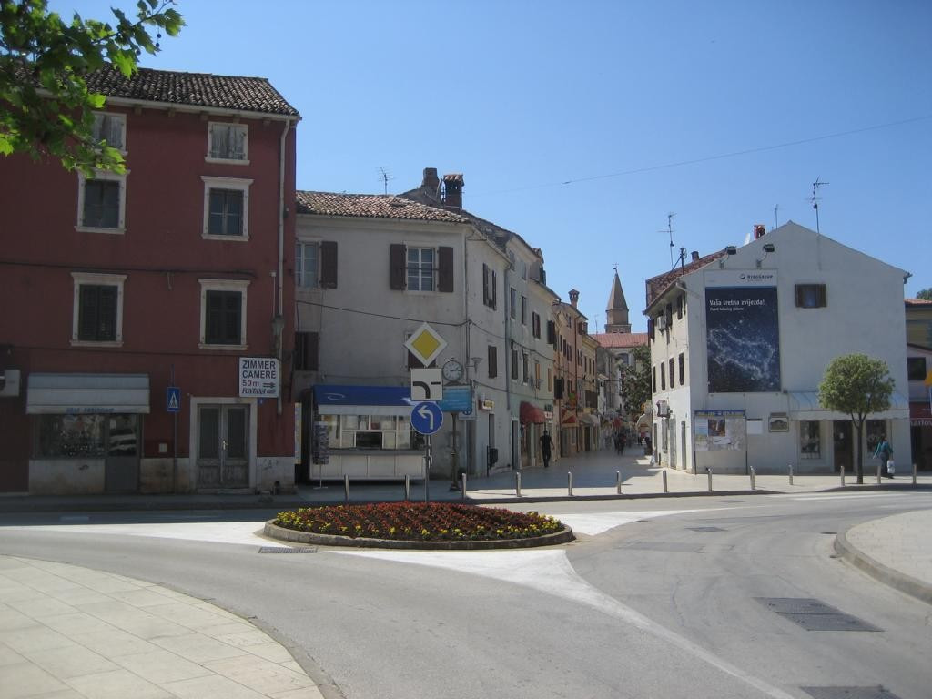 Улица в Умаге, Хорватия – фотографии Хорватии