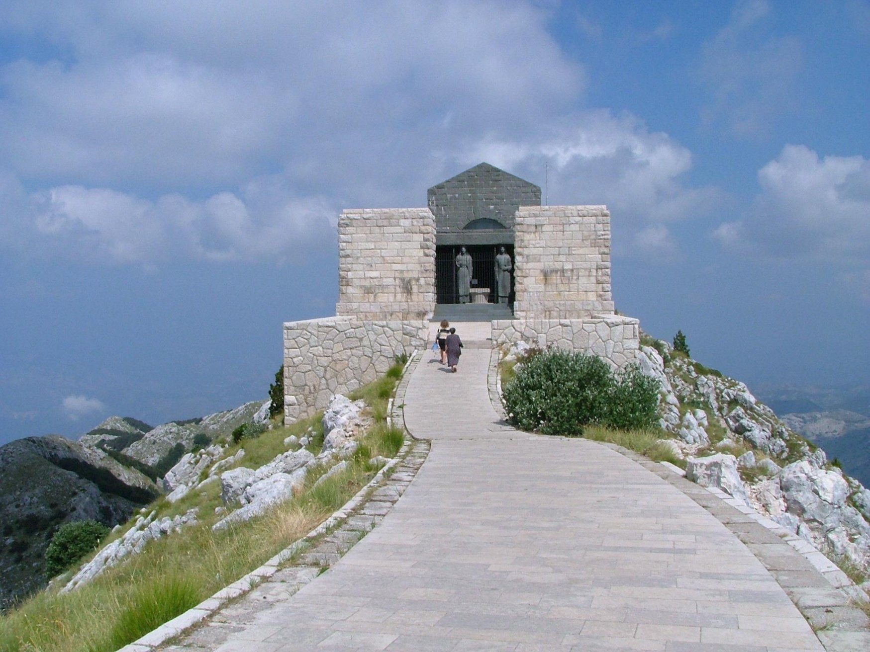 Достопримечательность в Ловчен, Черногория. Фото 4 – фотографии Черногории