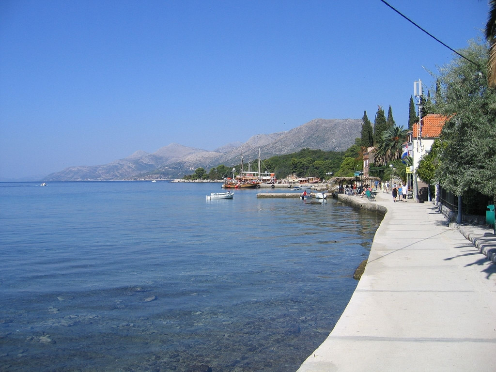 Набережная на острове Колочеп, Хорватия. Фото 3 – фотографии Хорватии