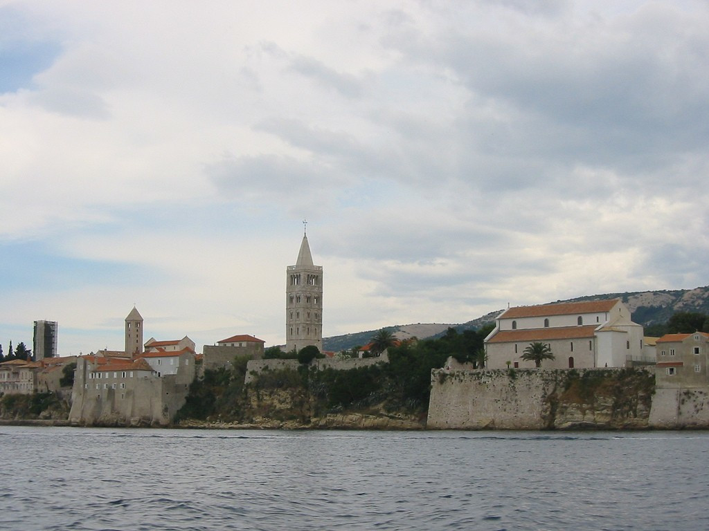 Дома в Раб, Хорватия. Фото 11 – фотографии Хорватии