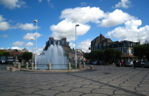 Фонтан в Довиле, Франция – фотографии Франции