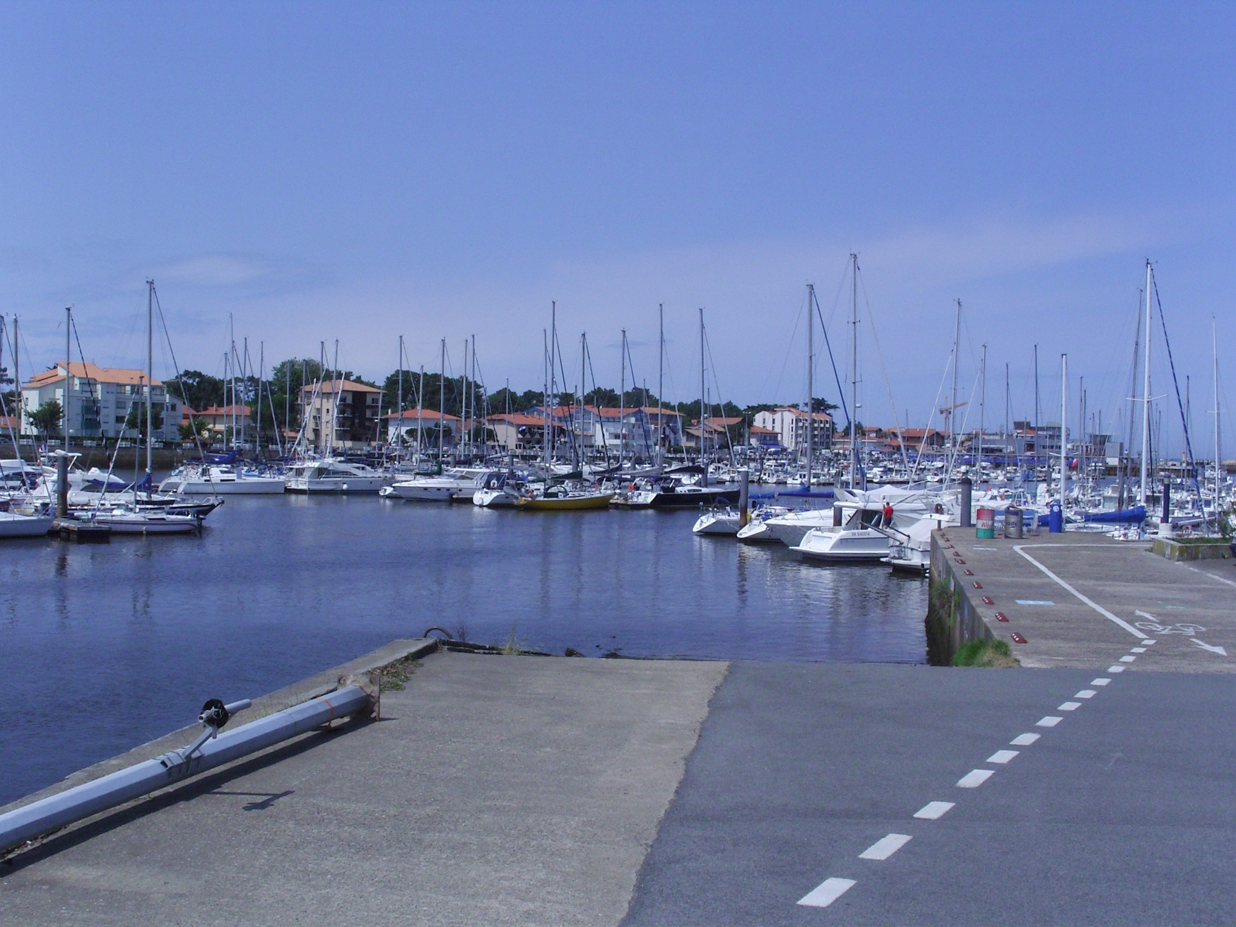 Порт в Капбритоне, Франция. Фото 3 – фотографии Франции