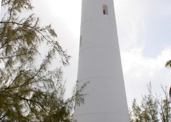 Туристы на острове Инагуа, Багамские острова – фотографии Багамских островов