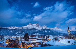 Ночной Зальфельден. Австрия – фотографии Австрии