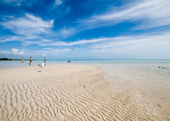 Розовый пляж на острове, Багамские острова. Фото 30 – фотографии Багамских островов