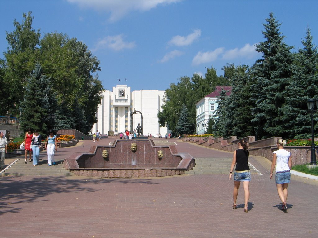 Улица в Саранске, Россия – фотографии России