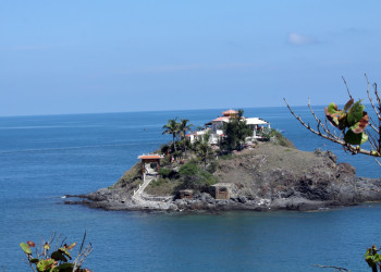 Островок рядом с побережьем Вунгтау – фотографии Вьетнама