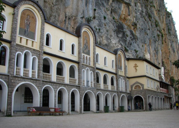 Горный Монастырь  Осторог, Черногория. Фото 1 – фотографии Черногории