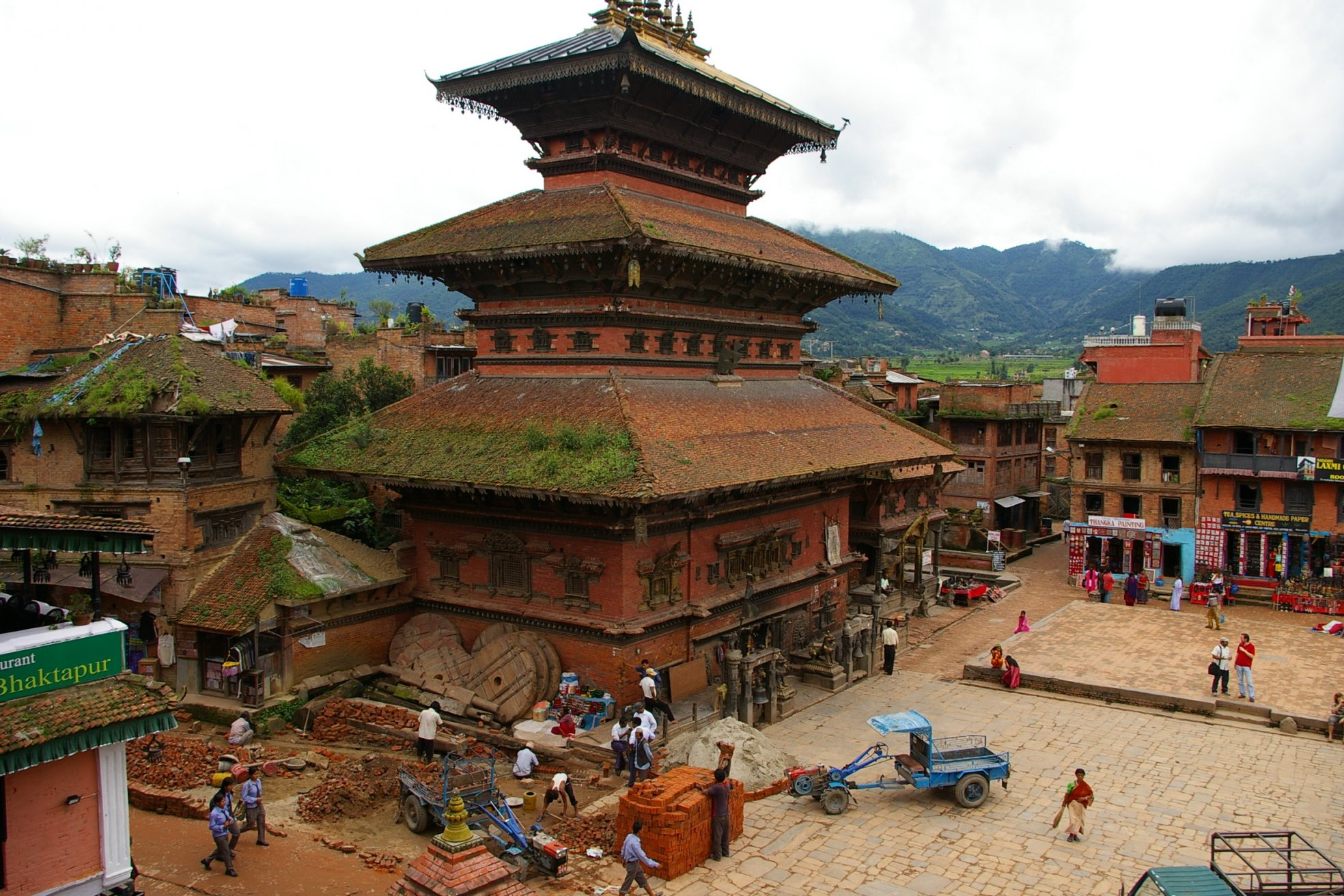 Bhairabnath Temple and Taumadhi Tole – фотографии Непала