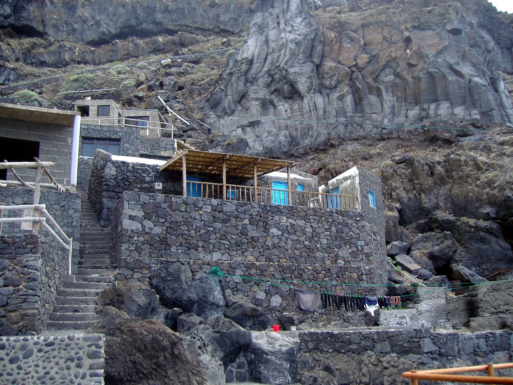 Позо-де-лас-Калькосас, Эль-Йерро остров, Канарские острова, фото № 34637 – фотографии Канарских островов