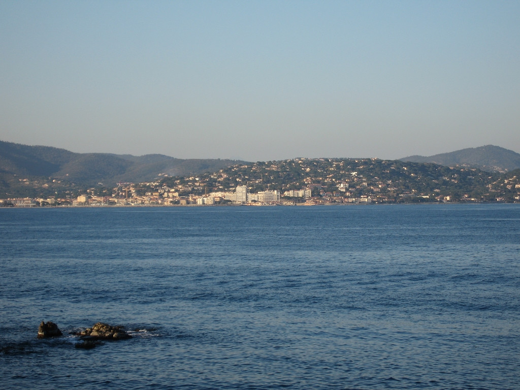 Море в Сен-Максим, Франция. Фото 1 – фотографии Франции