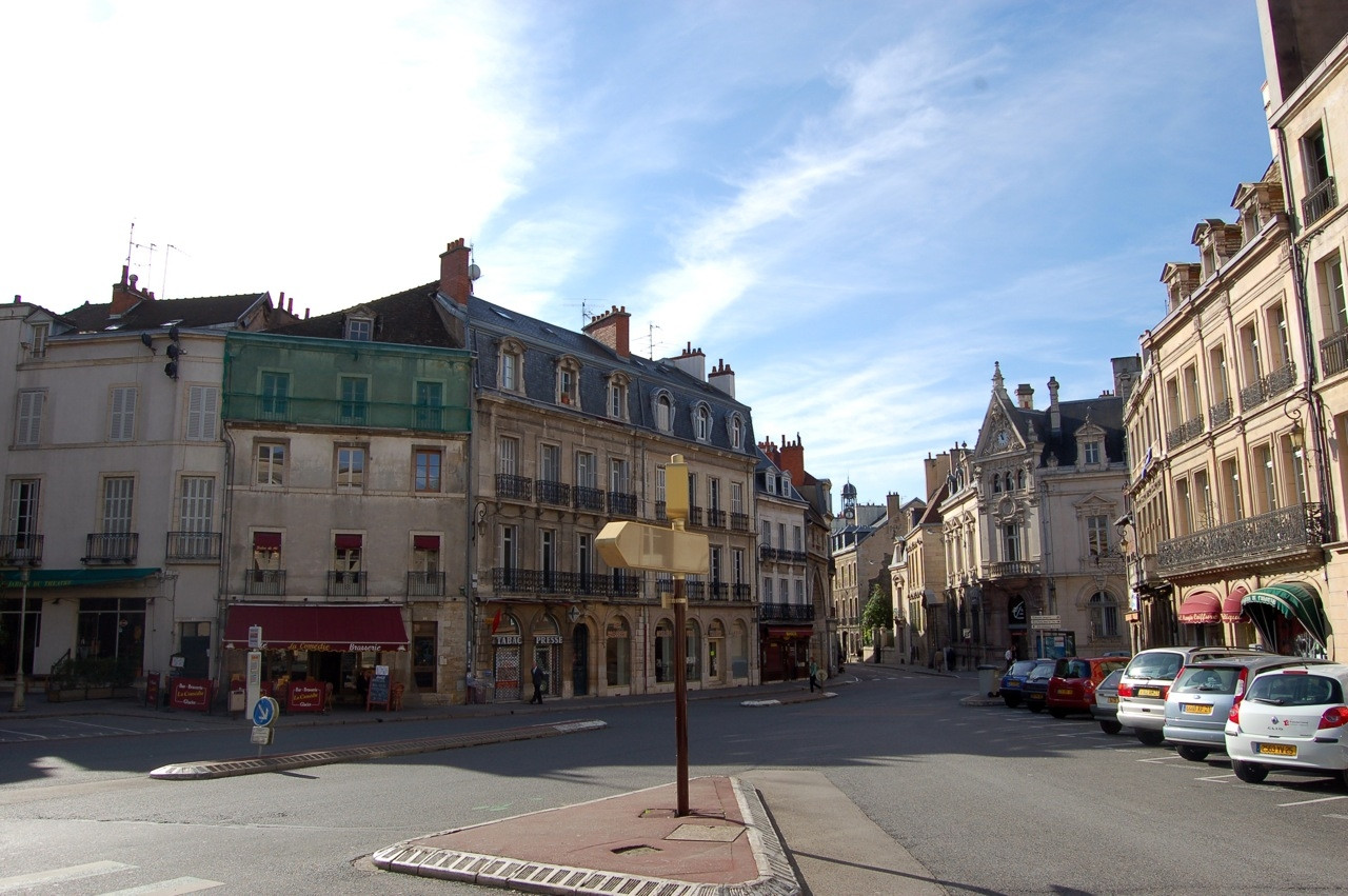 Улица в Дижоне, Франция. Фото 2 – фотографии Франции