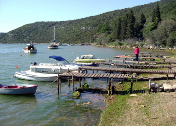 Причал в Лимском канале, Хорватия – фотографии Хорватии