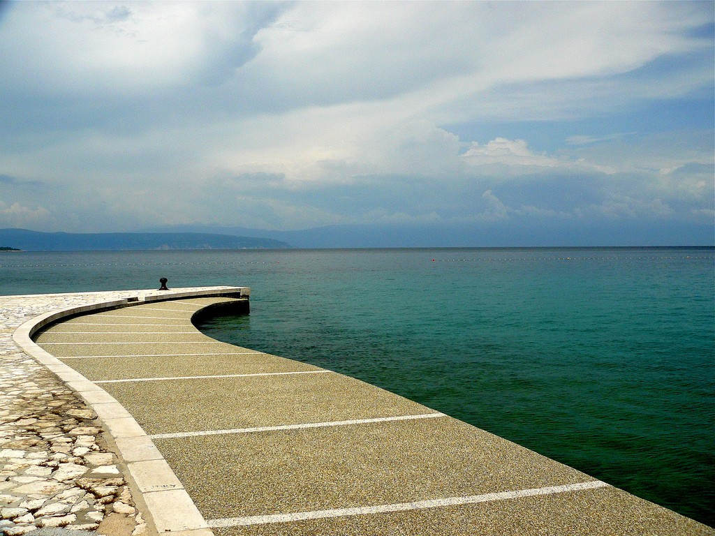 Набережная в Малинске, Хорватия. Фото 9 – фотографии Хорватии