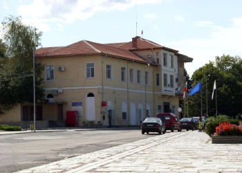 Улица в Павел-Баня, Болгария. Фото 2 – фотографии Болгарии