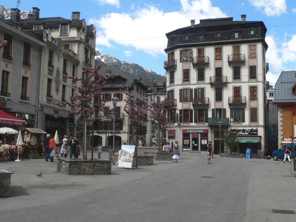 Улица в Шамони, Франция. Фото 4 – фотографии Франции