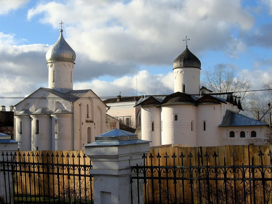 Храм в Великом Новгороде, Россия. Фото 17 – фотографии России