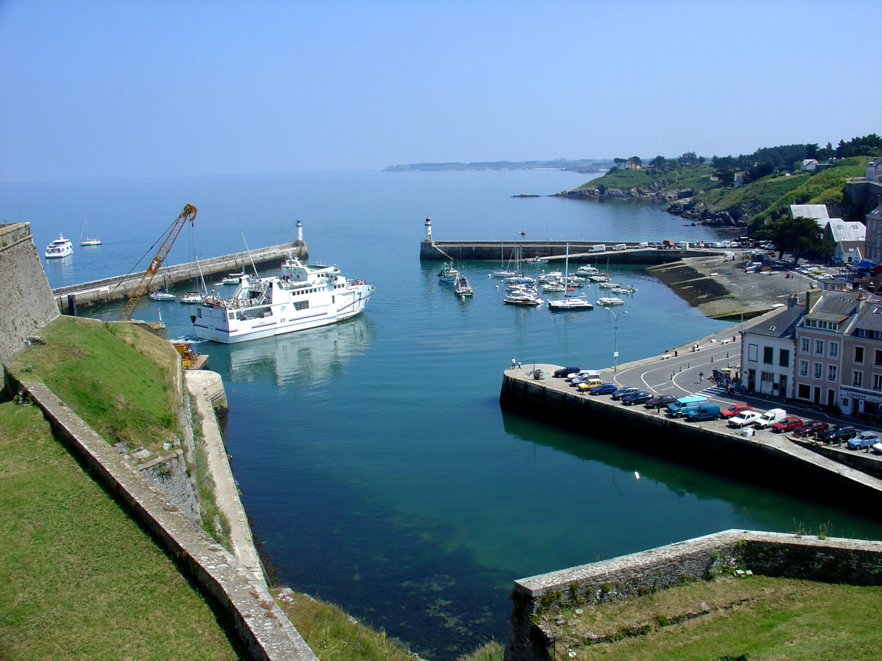 Корабли в Ле-Пале, Франция – фотографии Франции