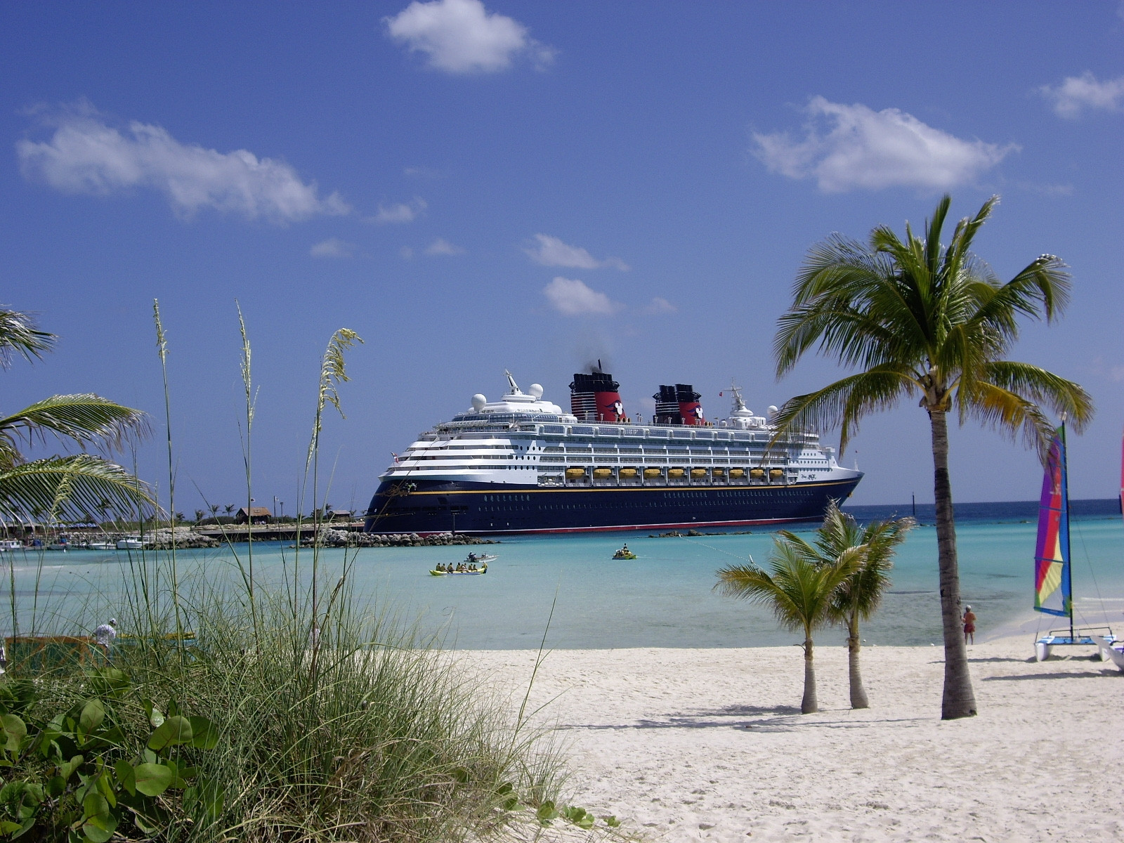 Круизный лайнер в Абако, Багамские острова. Фото 19 – фотографии Багамских островов