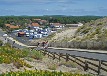 Дорога в Мимизане, Франция – фотографии Франции