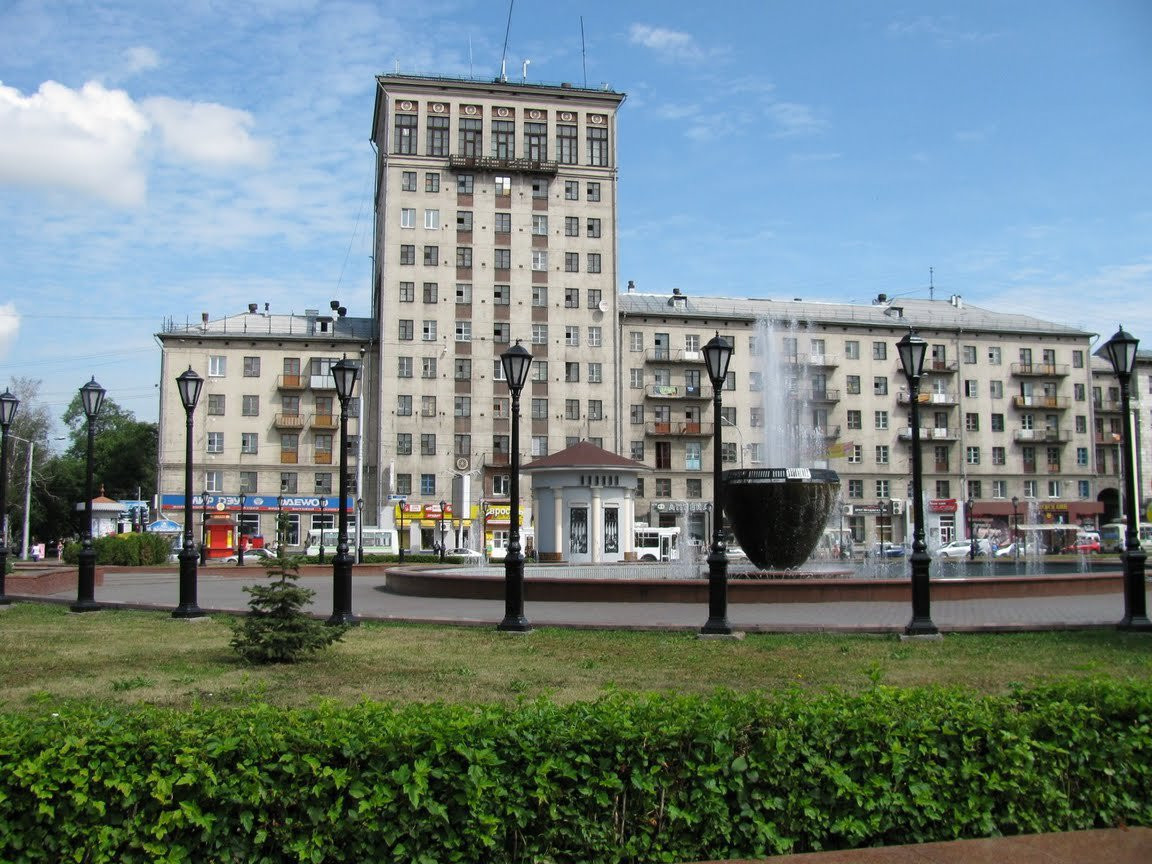 Фонтан в Новокузнецке, Россия – фотографии России