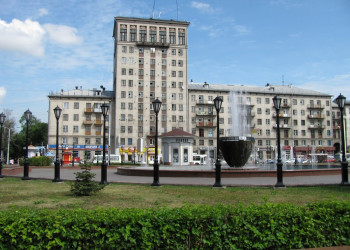 Фонтан в Новокузнецке, Россия – фотографии России