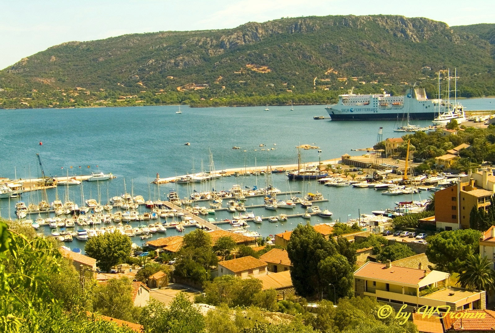 Причал в Порто-Векьо, Франция – фотографии Франции